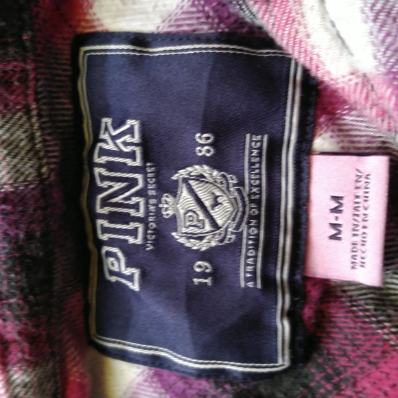 Pink, flannel size small - Picture 2 of 3